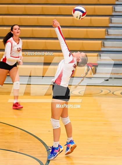 Thumbnail 3 in JV: Elizabeth @ Falcon photogallery.