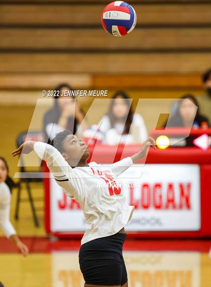 Thumbnail 3 in Newark Memorial @ James Logan photogallery.