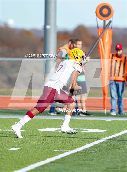Thumbnail 3 in Lutheran North vs Blair Oaks (MSHSAA C2 Semifinal) photogallery.