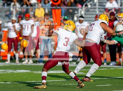 Thumbnail 3 in Lutheran North vs Blair Oaks (MSHSAA C2 Semifinal) photogallery.