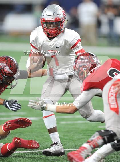 Thumbnail 1 in Iraan vs. Bremond (UIL 2A Division 2 Final) photogallery.