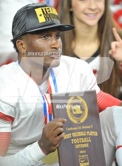 Thumbnail 1 in Iraan vs. Bremond (UIL 2A Division 2 Final) photogallery.