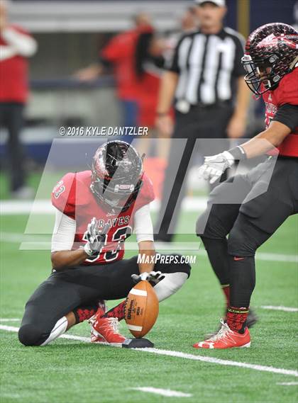 Thumbnail 3 in Iraan vs. Bremond (UIL 2A Division 2 Final) photogallery.