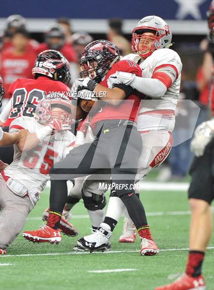 Thumbnail 2 in Iraan vs. Bremond (UIL 2A Division 2 Final) photogallery.
