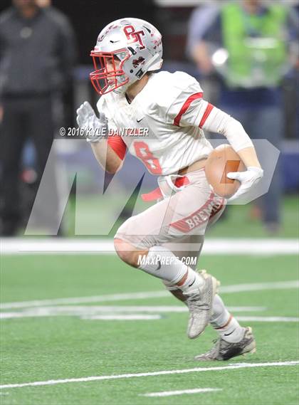 Thumbnail 2 in Iraan vs. Bremond (UIL 2A Division 2 Final) photogallery.