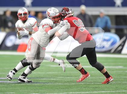 Thumbnail 3 in Iraan vs. Bremond (UIL 2A Division 2 Final) photogallery.