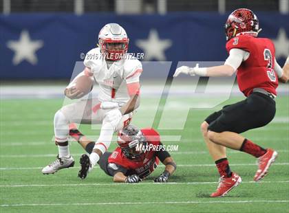 Thumbnail 2 in Iraan vs. Bremond (UIL 2A Division 2 Final) photogallery.