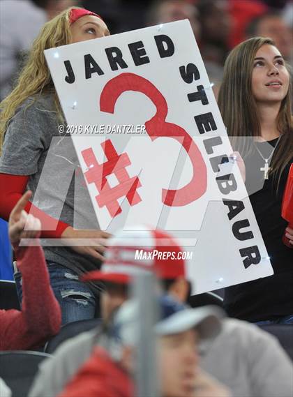 Thumbnail 1 in Iraan vs. Bremond (UIL 2A Division 2 Final) photogallery.