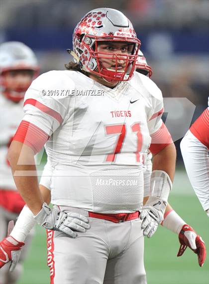 Thumbnail 3 in Iraan vs. Bremond (UIL 2A Division 2 Final) photogallery.