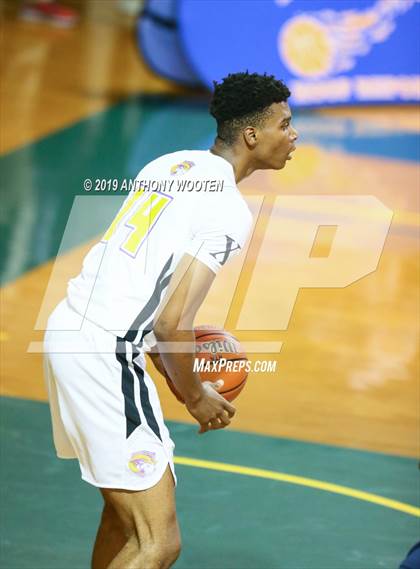 Thumbnail 3 in Huntington St. Joseph Prep vs. Word of God Christian Academy (Hoops and Dreams Showcase) photogallery.