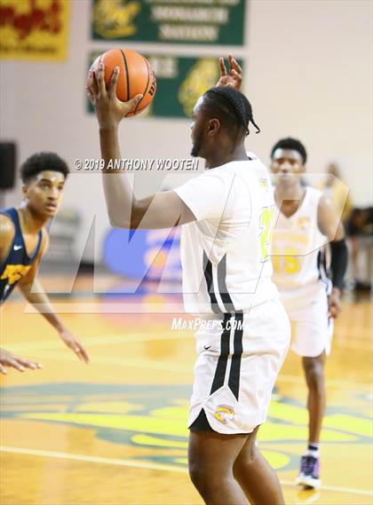Thumbnail 3 in Huntington St. Joseph Prep vs. Word of God Christian Academy (Hoops and Dreams Showcase) photogallery.