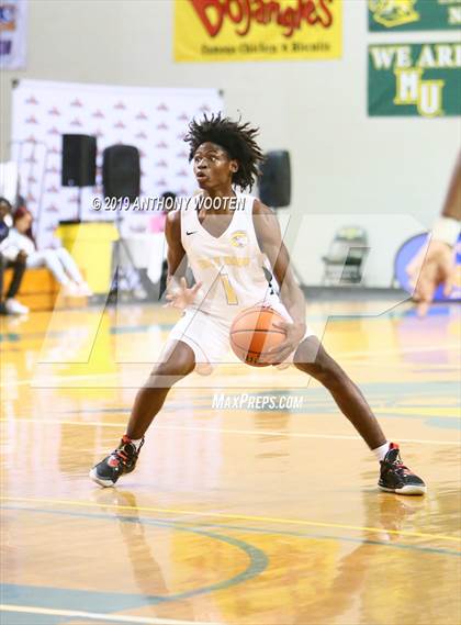 Thumbnail 1 in Huntington St. Joseph Prep vs. Word of God Christian Academy (Hoops and Dreams Showcase) photogallery.