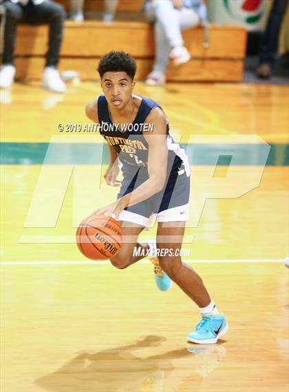 Thumbnail 1 in Huntington St. Joseph Prep vs. Word of God Christian Academy (Hoops and Dreams Showcase) photogallery.