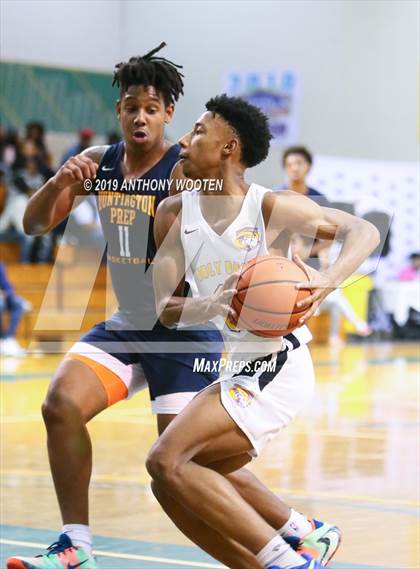Thumbnail 1 in Huntington St. Joseph Prep vs. Word of God Christian Academy (Hoops and Dreams Showcase) photogallery.