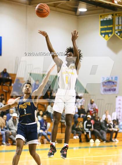 Thumbnail 1 in Huntington St. Joseph Prep vs. Word of God Christian Academy (Hoops and Dreams Showcase) photogallery.