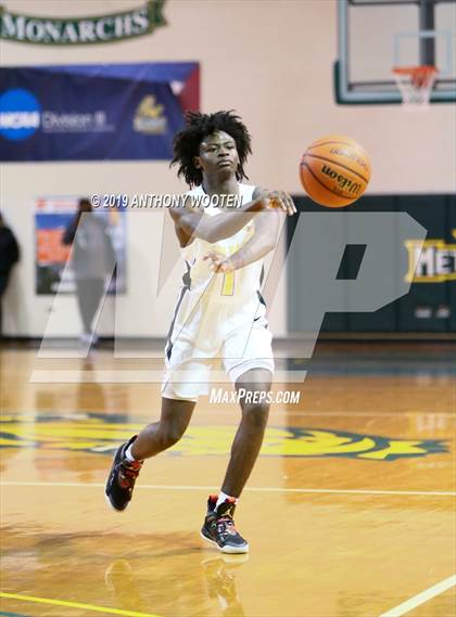 Thumbnail 2 in Huntington St. Joseph Prep vs. Word of God Christian Academy (Hoops and Dreams Showcase) photogallery.