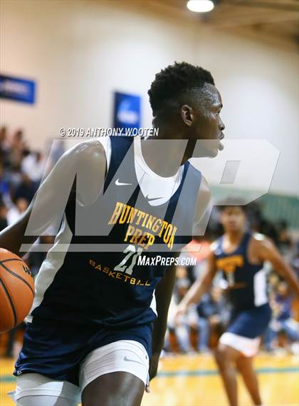 Thumbnail 2 in Huntington St. Joseph Prep vs. Word of God Christian Academy (Hoops and Dreams Showcase) photogallery.