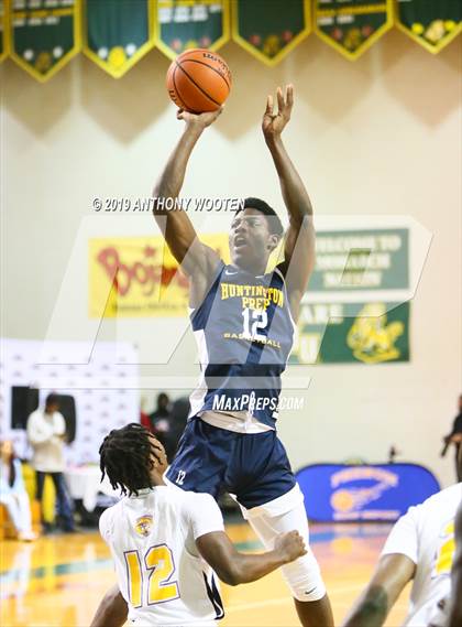 Thumbnail 2 in Huntington St. Joseph Prep vs. Word of God Christian Academy (Hoops and Dreams Showcase) photogallery.