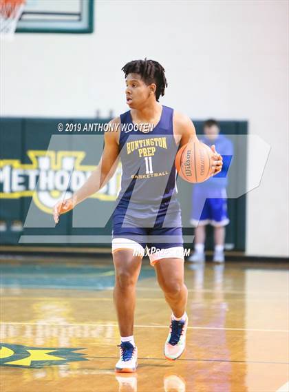 Thumbnail 1 in Huntington St. Joseph Prep vs. Word of God Christian Academy (Hoops and Dreams Showcase) photogallery.