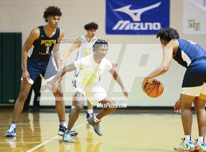 Thumbnail 1 in Huntington St. Joseph Prep vs. Word of God Christian Academy (Hoops and Dreams Showcase) photogallery.
