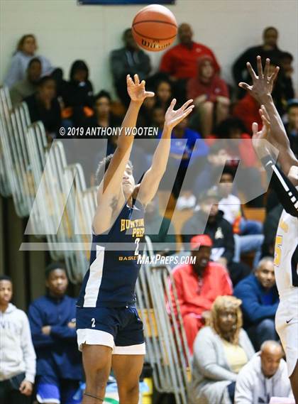Thumbnail 3 in Huntington St. Joseph Prep vs. Word of God Christian Academy (Hoops and Dreams Showcase) photogallery.