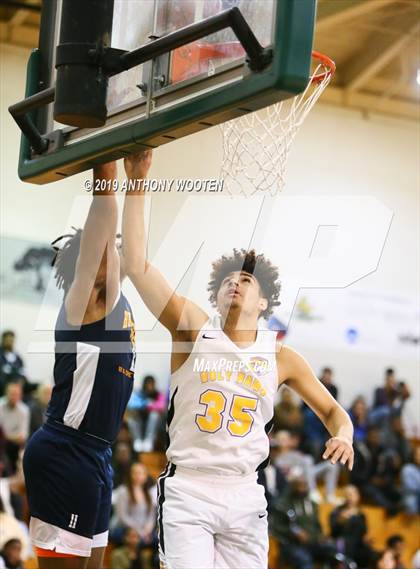 Thumbnail 3 in Huntington St. Joseph Prep vs. Word of God Christian Academy (Hoops and Dreams Showcase) photogallery.