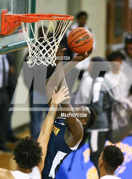 Thumbnail 1 in Huntington St. Joseph Prep vs. Word of God Christian Academy (Hoops and Dreams Showcase) photogallery.