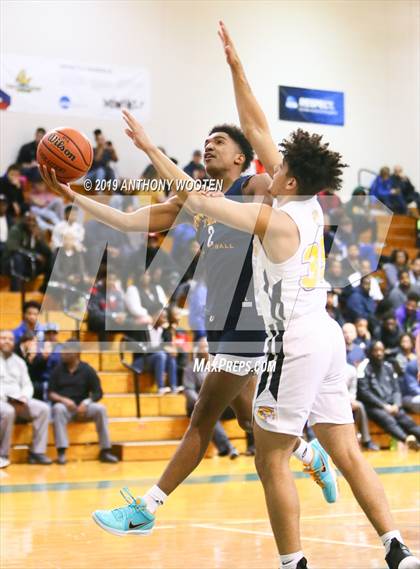 Thumbnail 1 in Huntington St. Joseph Prep vs. Word of God Christian Academy (Hoops and Dreams Showcase) photogallery.