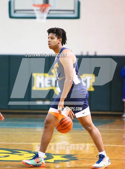 Thumbnail 2 in Huntington St. Joseph Prep vs. Word of God Christian Academy (Hoops and Dreams Showcase) photogallery.