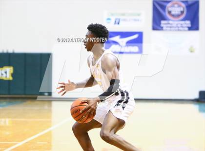 Thumbnail 1 in Huntington St. Joseph Prep vs. Word of God Christian Academy (Hoops and Dreams Showcase) photogallery.