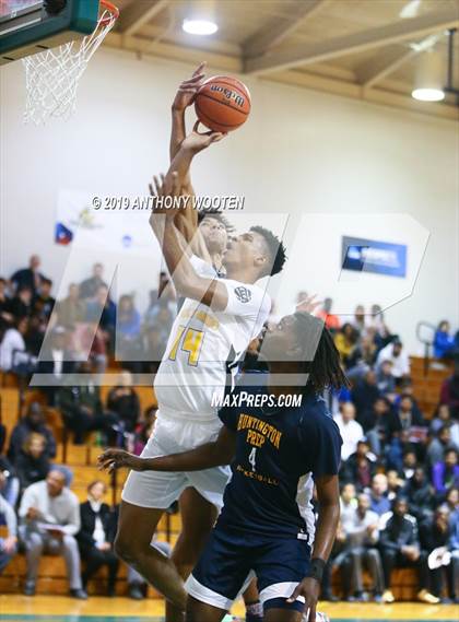 Thumbnail 3 in Huntington St. Joseph Prep vs. Word of God Christian Academy (Hoops and Dreams Showcase) photogallery.
