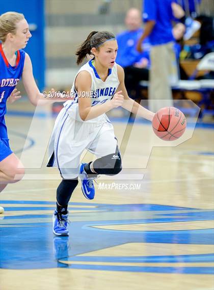 Thumbnail 2 in JV: Christian Brothers @ Rocklin photogallery.