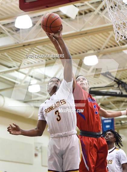 Thumbnail 3 in McDonogh 35 vs John Curtis Christian (Country Day Cajun Classic Tournament) photogallery.