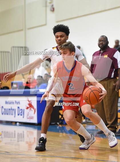 Thumbnail 2 in McDonogh 35 vs John Curtis Christian (Country Day Cajun Classic Tournament) photogallery.