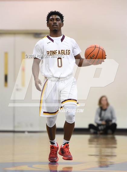 Thumbnail 2 in McDonogh 35 vs John Curtis Christian (Country Day Cajun Classic Tournament) photogallery.