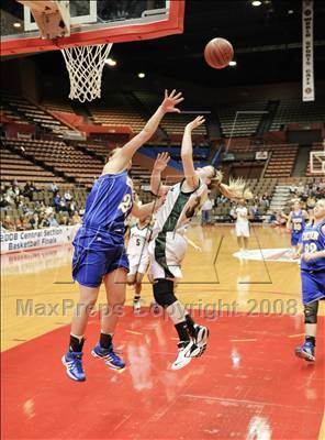 Thumbnail 1 in Exeter vs. Garces (CIF CS D4 Final) photogallery.