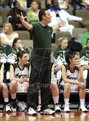 Thumbnail 2 in Exeter vs. Garces (CIF CS D4 Final) photogallery.