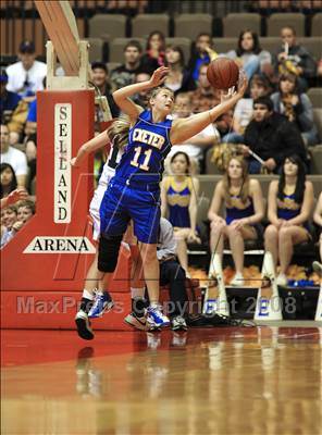 Thumbnail 3 in Exeter vs. Garces (CIF CS D4 Final) photogallery.