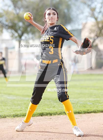 Thumbnail 1 in Coronado @ Marcos de Niza photogallery.