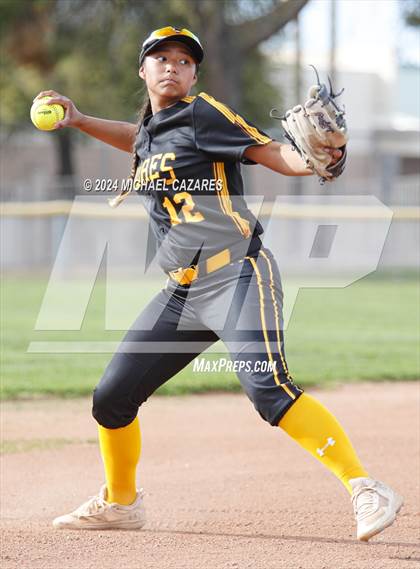 Thumbnail 1 in Coronado @ Marcos de Niza photogallery.