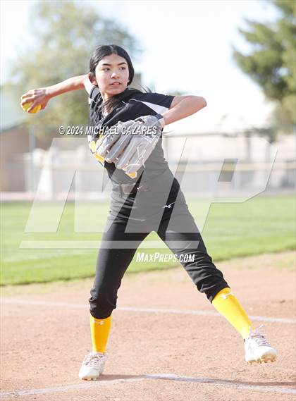 Thumbnail 2 in Coronado @ Marcos de Niza photogallery.