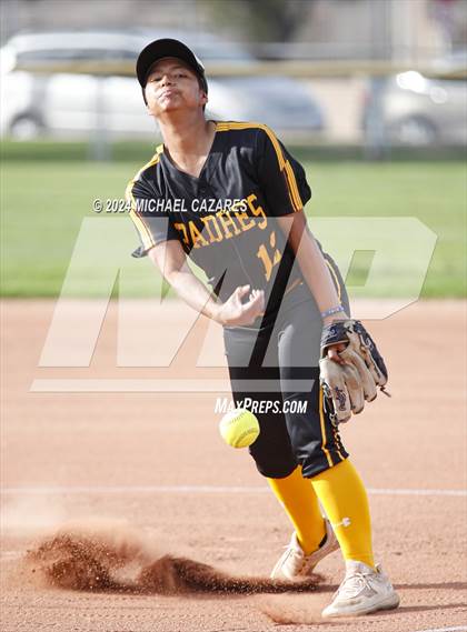 Thumbnail 3 in Coronado @ Marcos de Niza photogallery.
