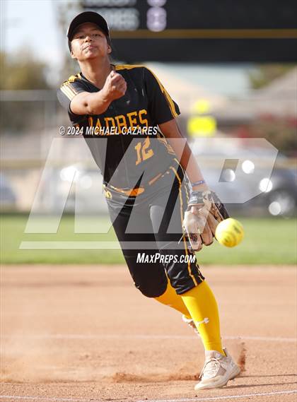 Thumbnail 1 in Coronado @ Marcos de Niza photogallery.