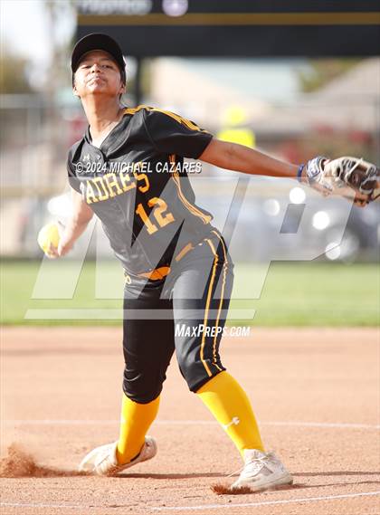 Thumbnail 3 in Coronado @ Marcos de Niza photogallery.