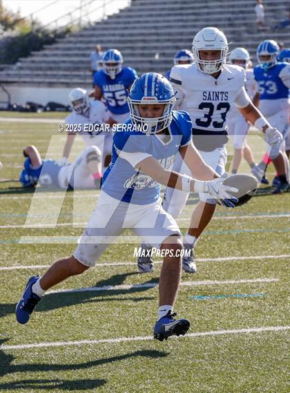 Thumbnail 2 in JV: Crean Lutheran @ La Habra photogallery.