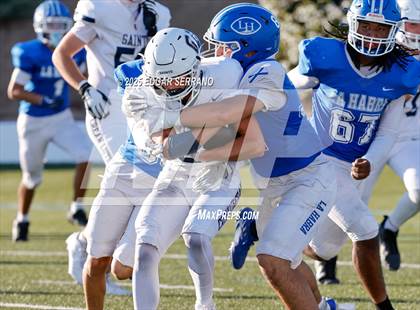 Thumbnail 1 in JV: Crean Lutheran @ La Habra photogallery.