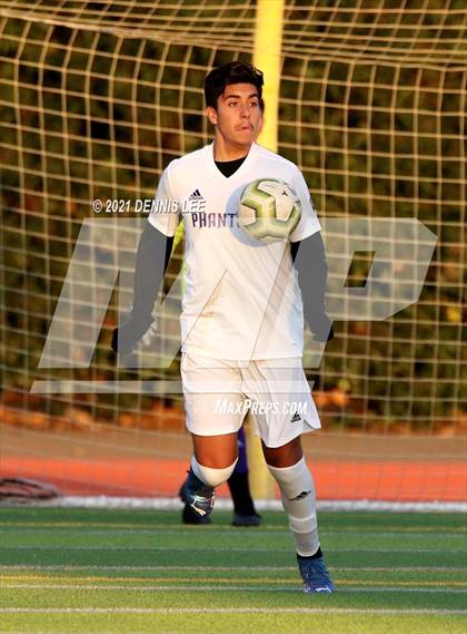Thumbnail 1 in Whitney vs. Cathedral (De La Salle Showcase) photogallery.