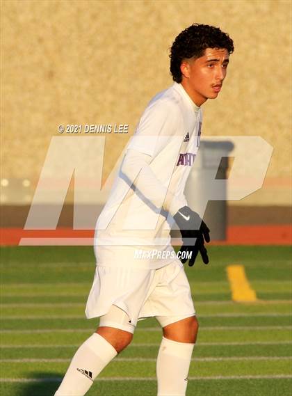 Thumbnail 3 in Whitney vs. Cathedral (De La Salle Showcase) photogallery.
