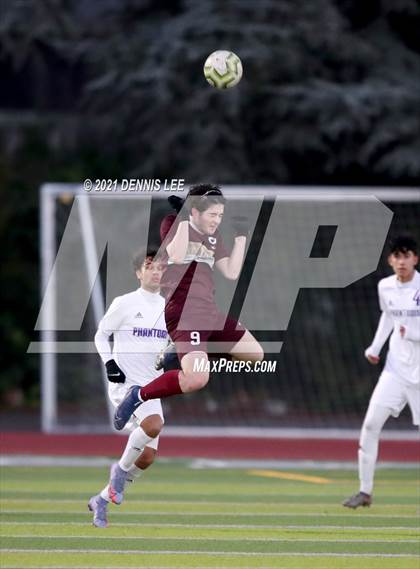 Thumbnail 2 in Whitney vs. Cathedral (De La Salle Showcase) photogallery.