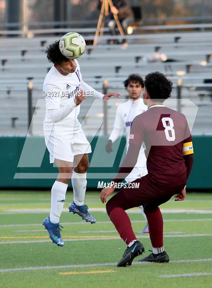 Thumbnail 3 in Whitney vs. Cathedral (De La Salle Showcase) photogallery.
